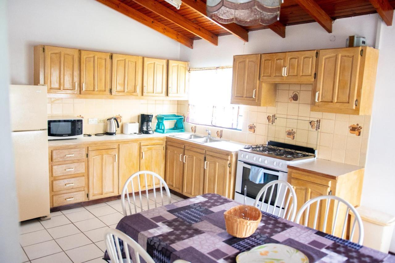 Tropical Breeze Vacation Home And Apartments Gros Islet Exteriér fotografie
