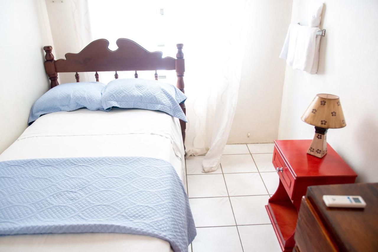Tropical Breeze Vacation Home And Apartments Gros Islet Exteriér fotografie